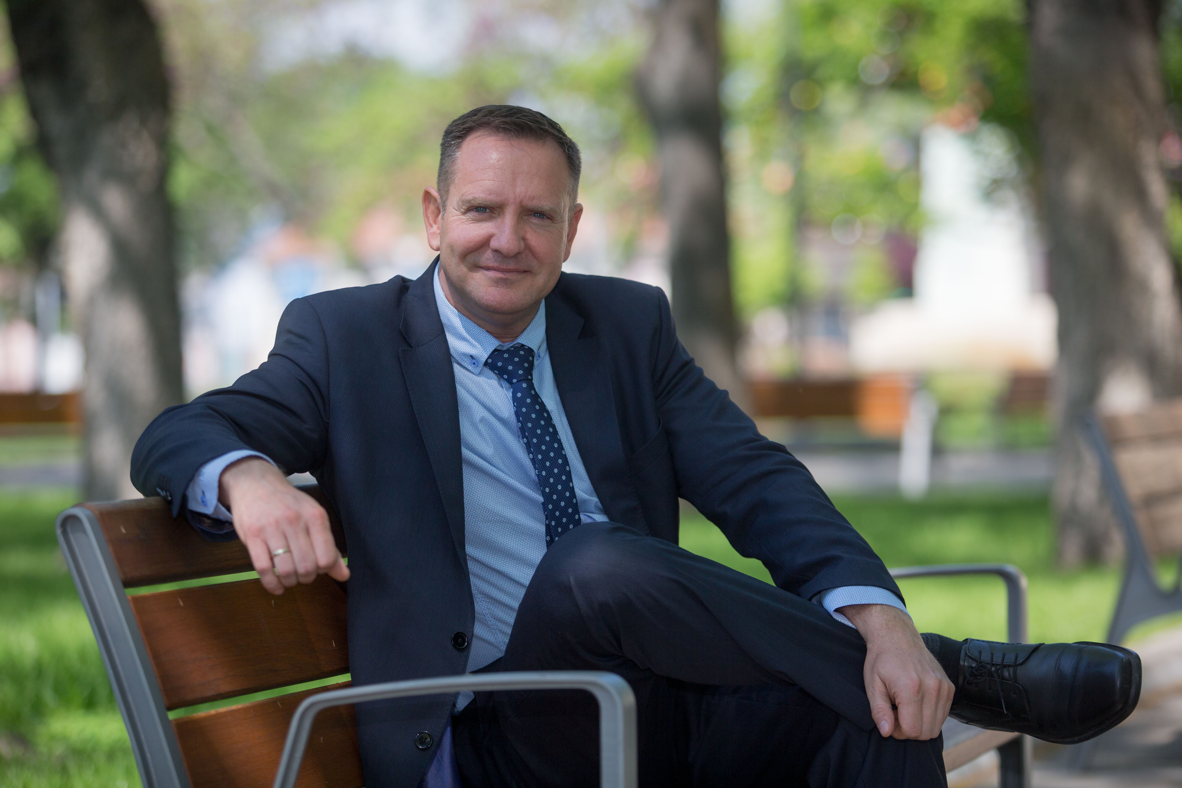 Élet a választások után – Több ideje jut a családra Suhajda Krisztiánnak