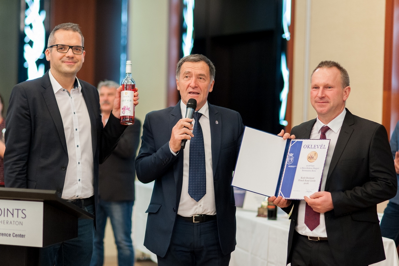 Kellemes zamatok, íves savgerincek és gyümölcsös ízek  - Bács-Kiskun „aranya” bemutatkozott a kecskeméti Bormustrán