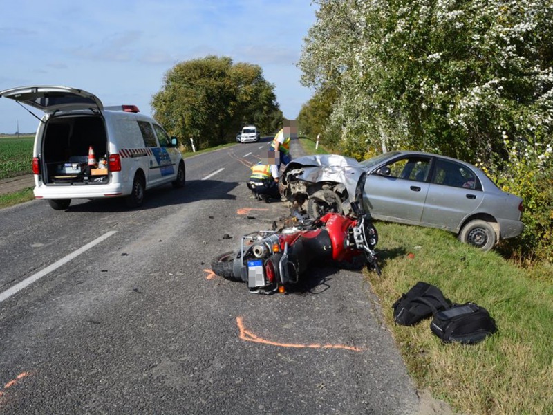 Ittas volt a két motoros halálát okozó sofőr – Minden, amit tudni lehet a balesetről, amelyben egy vaskúti házaspár vesztette életét