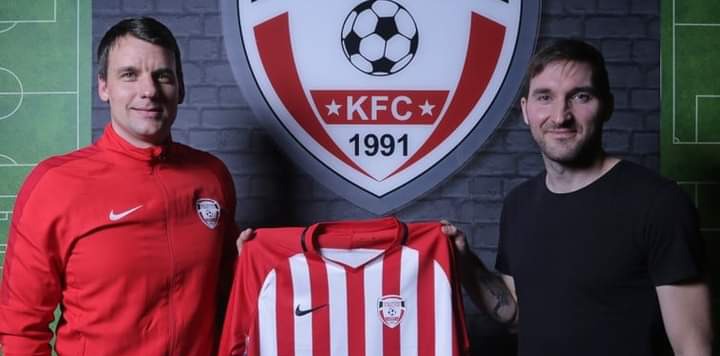 Villám Balázs a Kalocsában folytatja