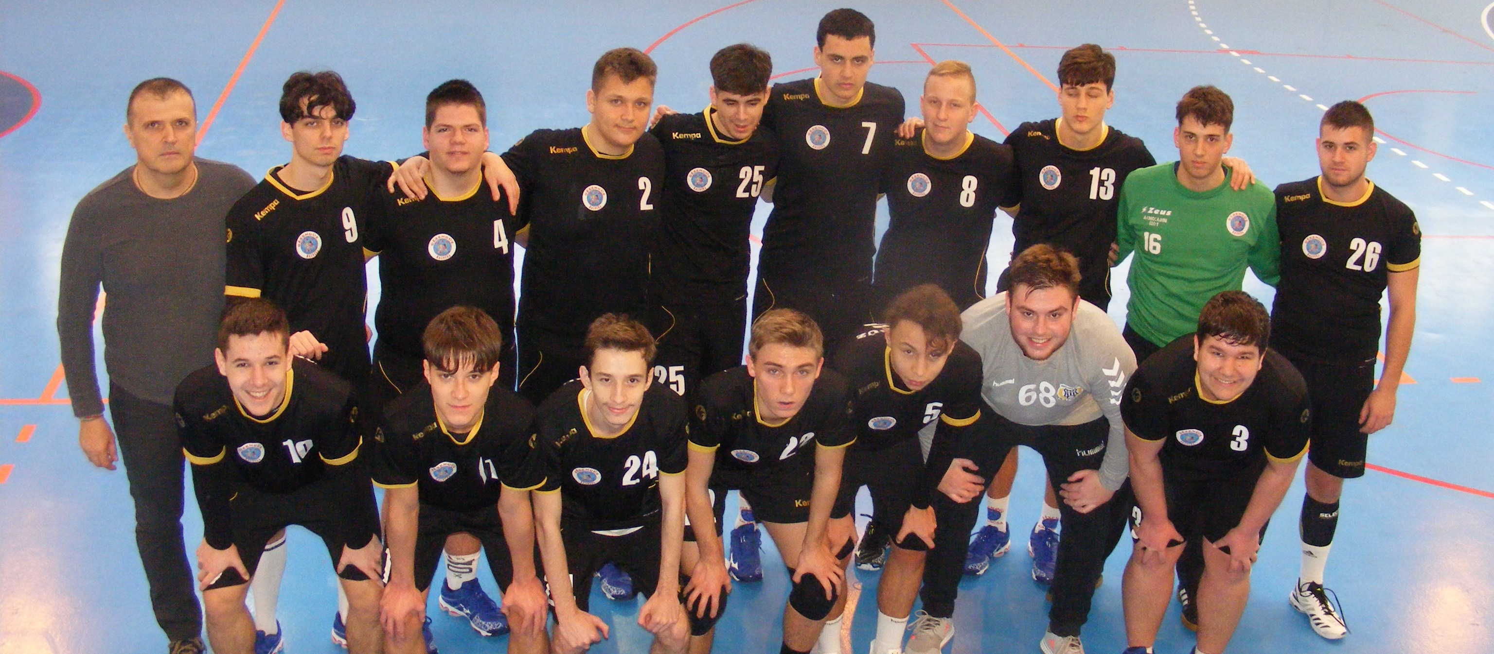 Ismét lesújtott a Buzogány bandérium