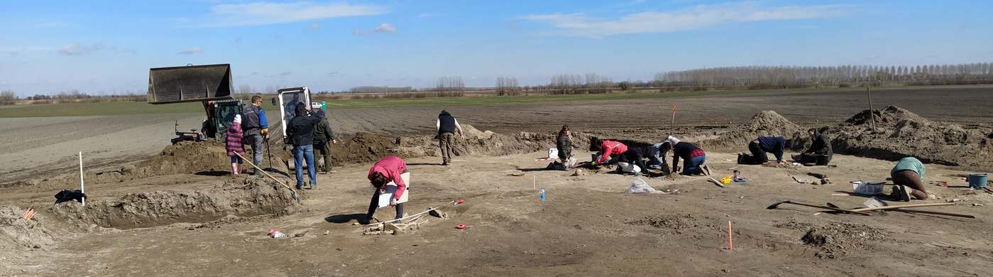 Honfoglalás kori temető kincseit tártak fel Fajszon – A tárlat először a Viski Károly Múzeumban lesz látható 