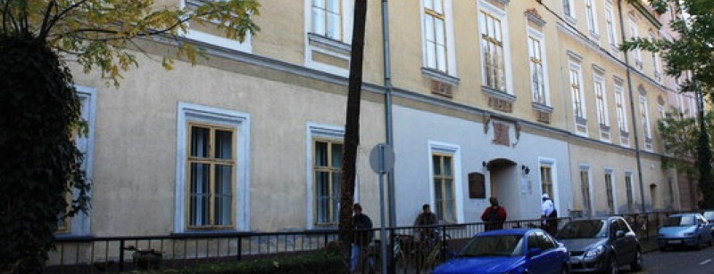 Nagytakarítás, fertőtlenítés az érettségi előtt – Bajban a fertőzöttek és a kontaktszemélyek 