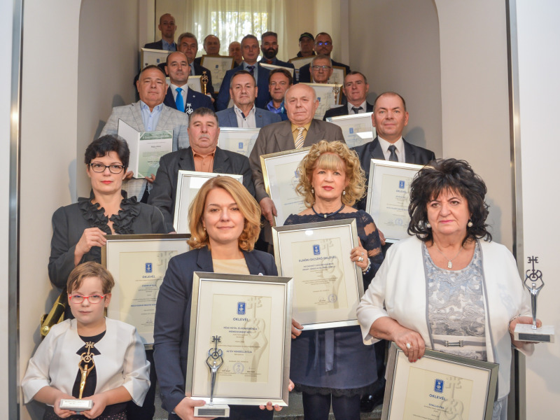 Átadták a megyei Kereskedelmi és Iparkamara kitüntető díjait – Ünnepi közgyűlést tartottak