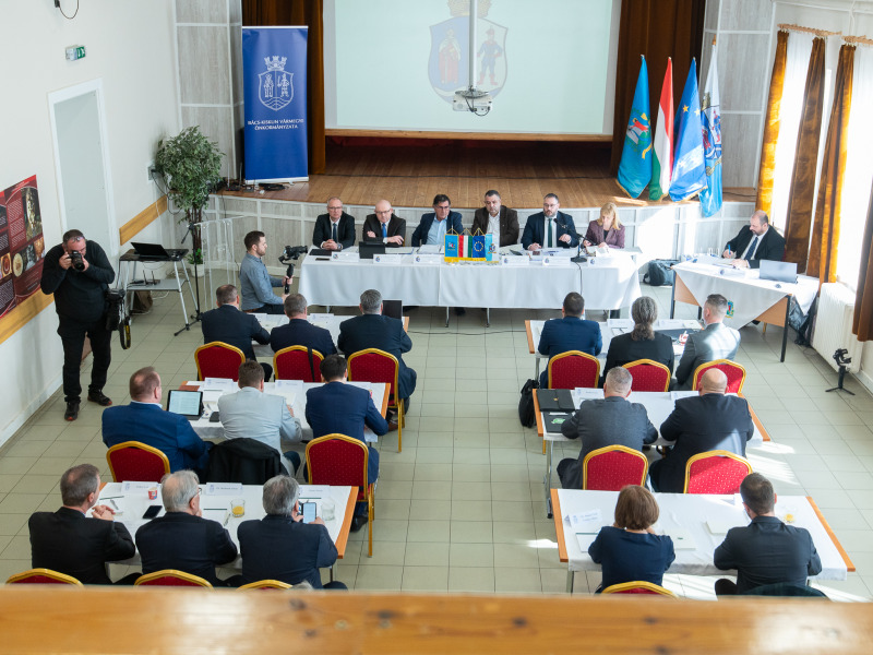 Jászszentlászlón ülésezett a vármegyei közgyűlés