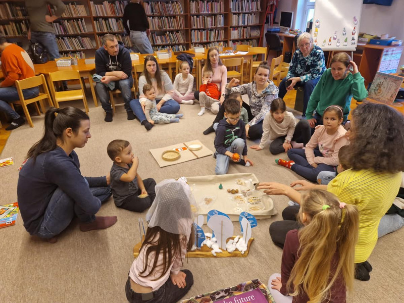 Kippkopp a hóban – mesés délelőtt a kalocsai könyvtárban
