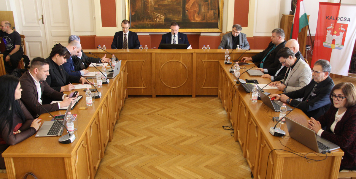 Idén is átadják a ’Kalocsa Város Díszpolgára’ címet – Az elismerést a március 15-ei képviselő-testületi ülésen adják át