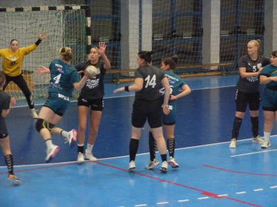 Továbbra is 2. helyen a KKC hölgykoszorúja