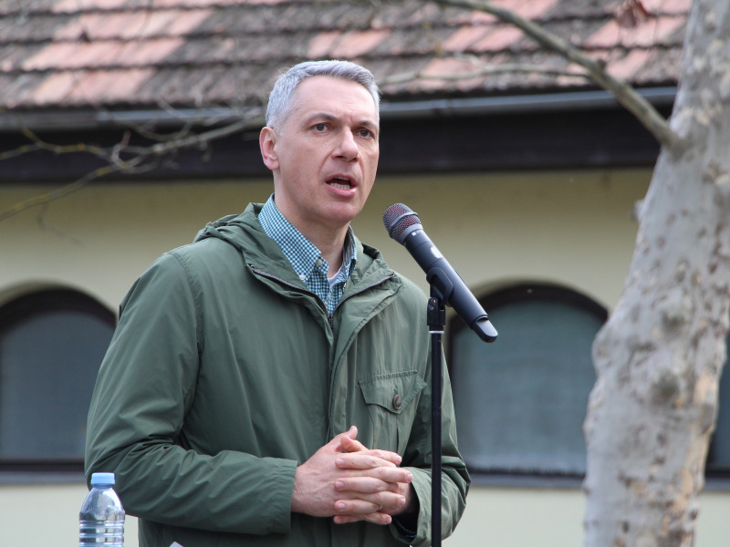 Lázárinfó Expressz: gyors kérdések, tartalmas válaszok, az ellenzék szimpatizánsai is kérdezhettek – „Hány ciklust kell még a Fidesznek szavazni, hogy az 51-es felújítása elkészüljön?”