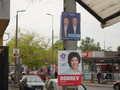 Meddig maradhatnak a választási plakátok? Harminc napjuk van a pártoknak az eltávolításra