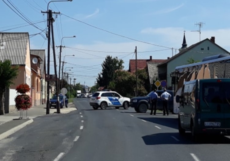 Bátya – Csoportos verekedés a Vinográd mellett